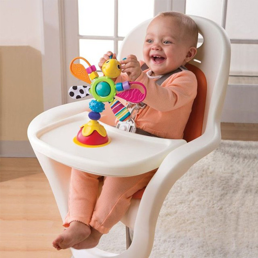 Freddie h πογολαμπίδα. Παιχνίδι καρέκλας φαγητού.   Additional  Freddie h πογολαμπίδα. Παιχνίδι καρέκλας φαγητού.