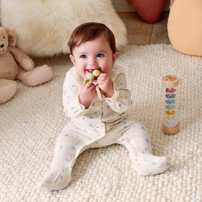 Βαμβακερός υπνόσακος με εκτύπωση μύρτιλλων και κεντητό γιακά για κορίτσι μωρού 