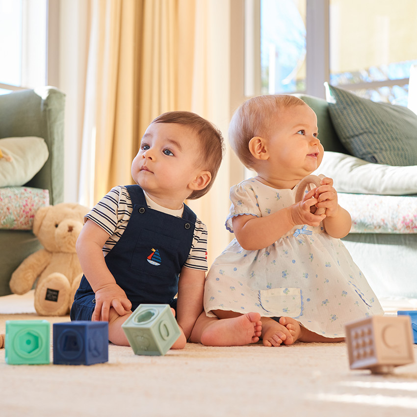 Φόρεμα με κοντό μανίκι 2-σε-1 με εκτύπωση μύρτιλων για κορίτσι μωρό 