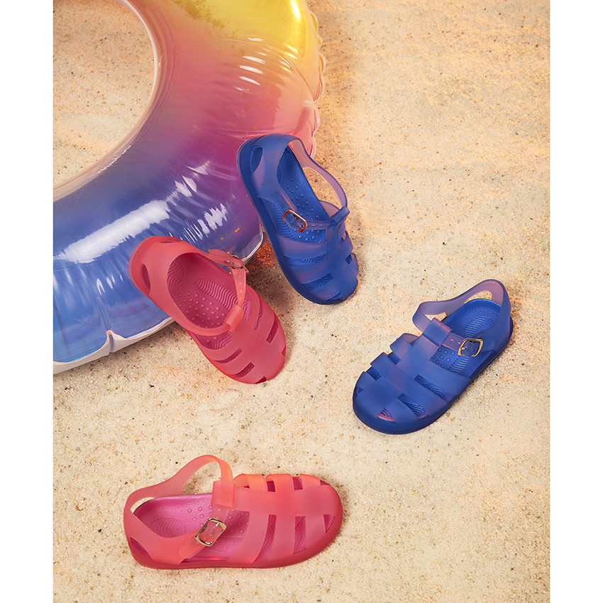 Σανδάλια παραλίας με αφαιρούμενες σόλες για κορίτσι 