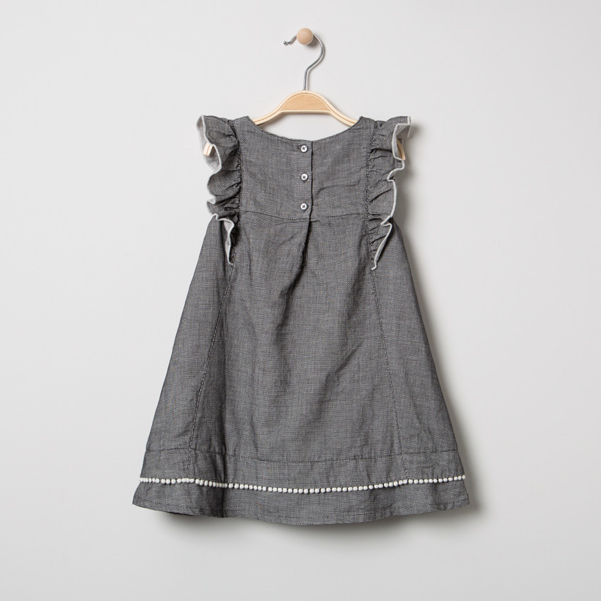 Κοντομάνικο φόρεμα από σαμπρέ ύφασμα με κεντημένη γάτα 