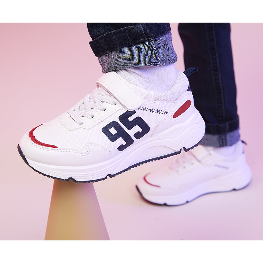 Αθλητικά παπούτσια με αριθμούς και χοντρή σόλα για αγόρι 