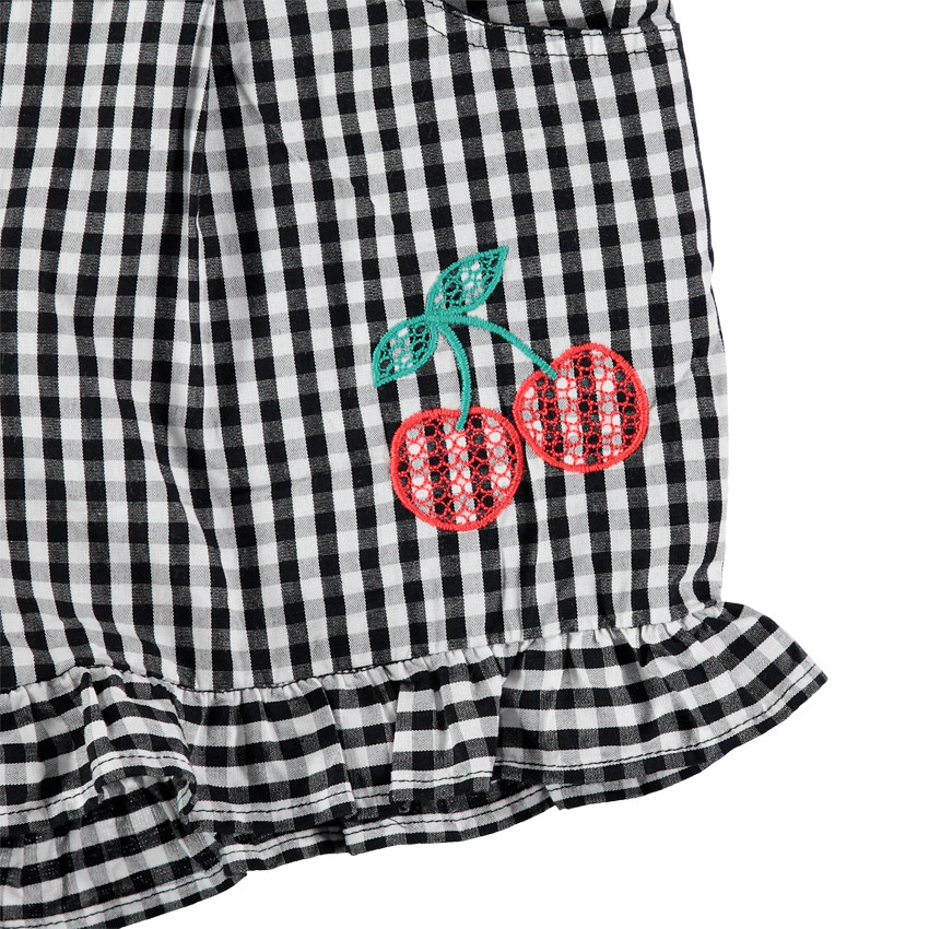 Σόρτς καρώ με βολάν και κέντημα κερασάκια 