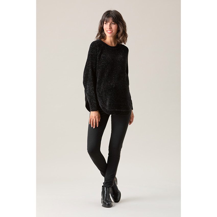 Πουλόβερ σε ύφασμα σενίλ και σε στιλ πόντσο με στρογγυλεμένα πέτα 