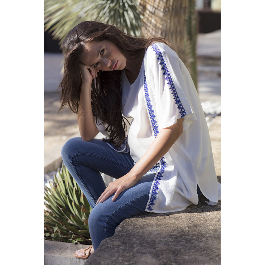 Αμάνικο τοπ εγκυμοσύνης με έθνικ σχέδιο 