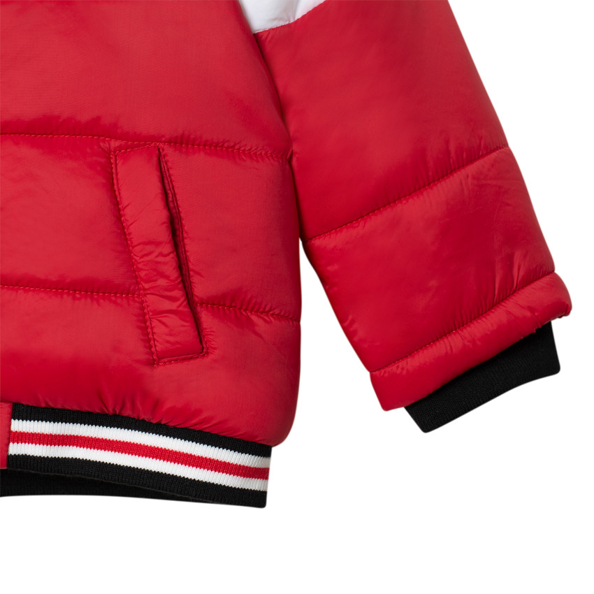 Doudoune matelassée à oreilles en relief sur la capuche  