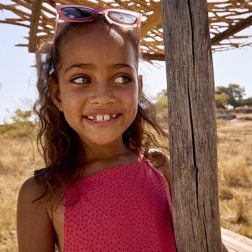 Αμάνικο φόρεμα με κέντημα αγγλικού τύπου για κορίτσι 