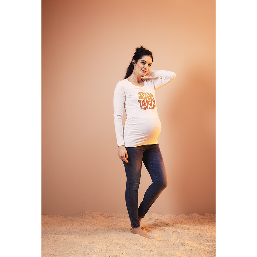 Τζιν εγκυμοσύνης σε slim γραμμή με ψηλό ζωνάρι 