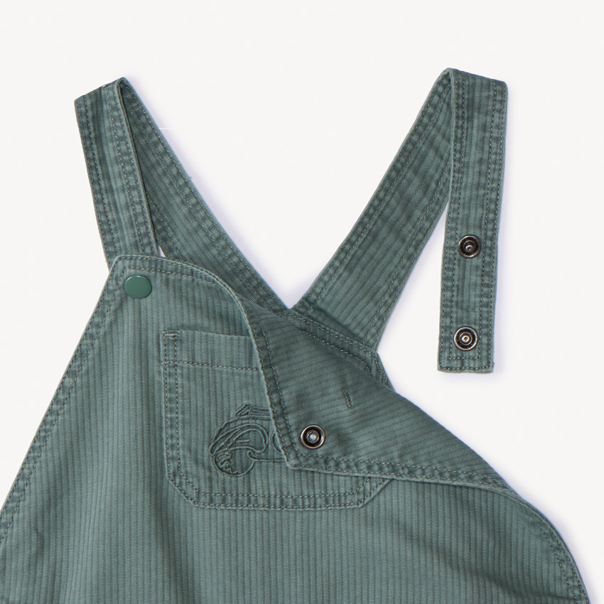 Μακριά σαλοπέτα υφασμάτινη με ριγέ εφέ και κέντημα σκούτερ για μωρό αγόρι 