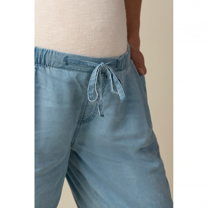 Pantalon fluide noué effet jean de grossesse 