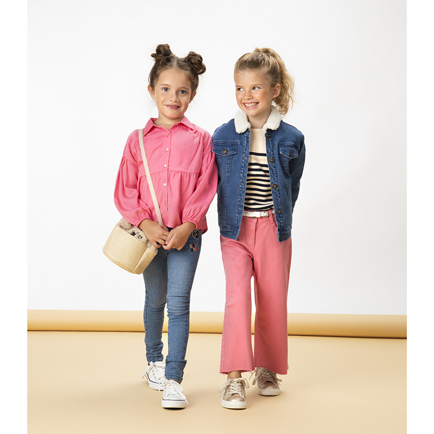 Τσάντα ώμου φαντασίας από δύο υλικά σε sherpa και ψάθα για κορίτσι 