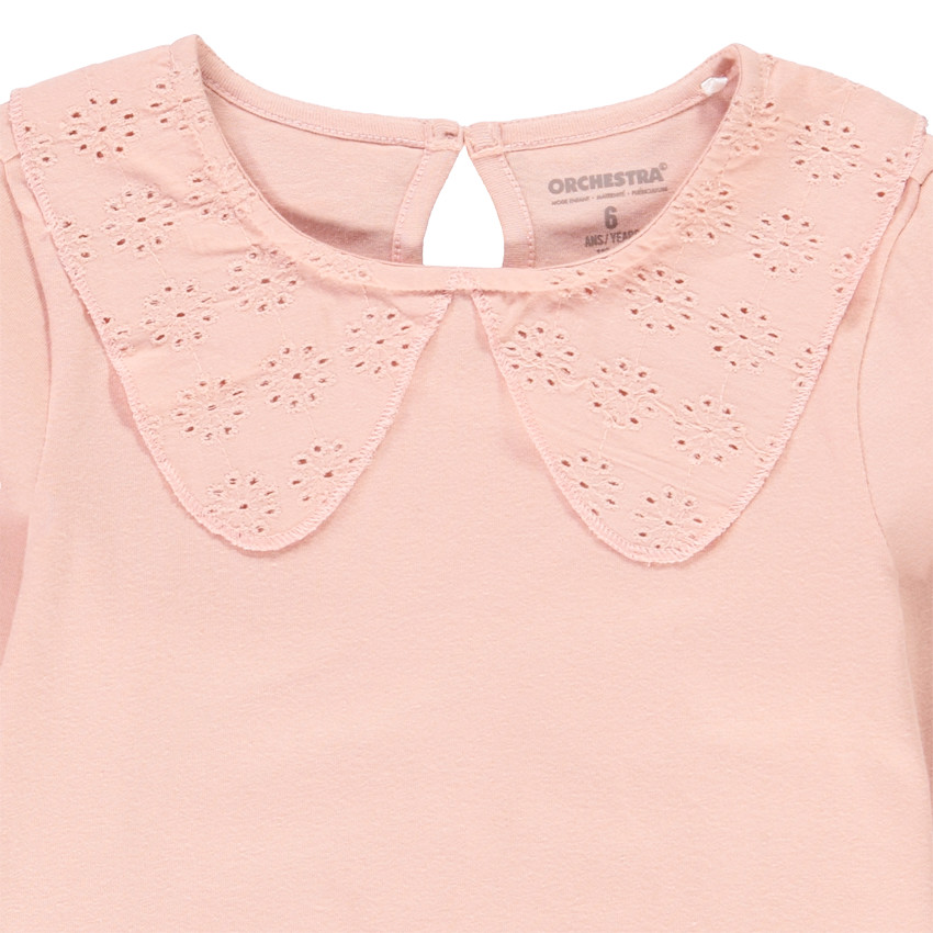 T-shirt manches longues avec col claudine en broderie anglaise pour fille Main T-shirt manches longues avec col claudine en broderie anglaise pour fille