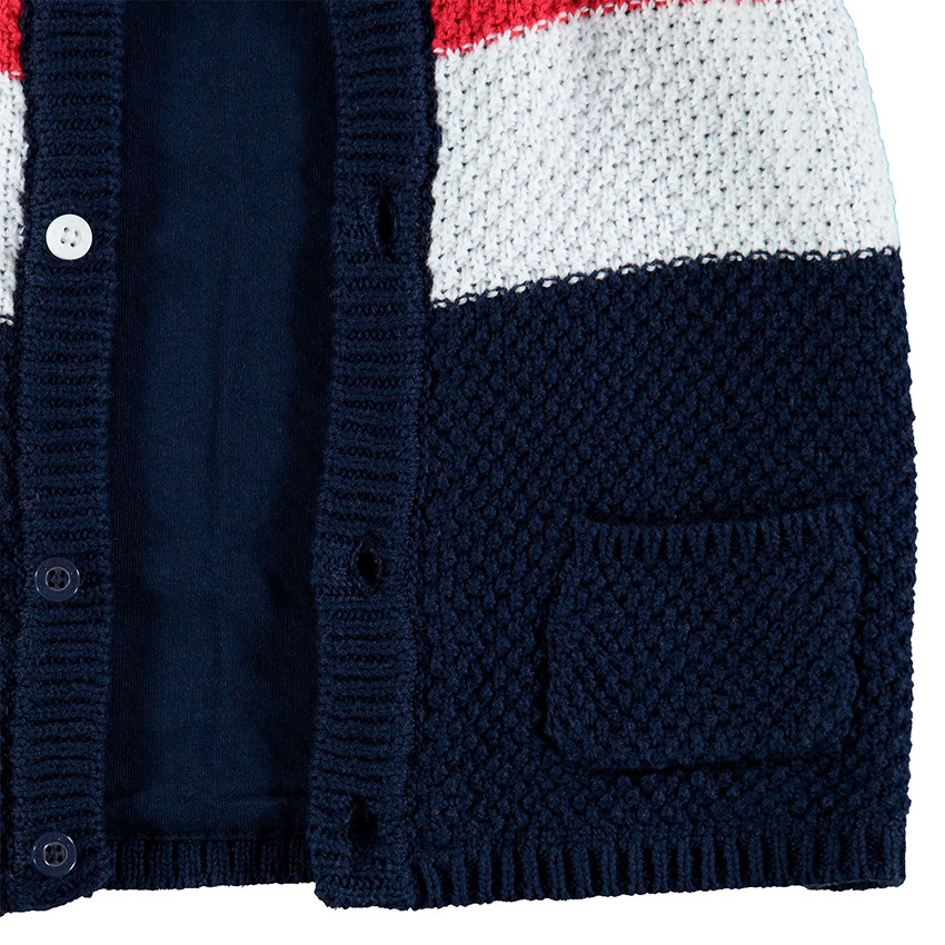 Ζακέτα σε χοντρή πλέξη με τσέπες και σήμα από καουτσούκ 