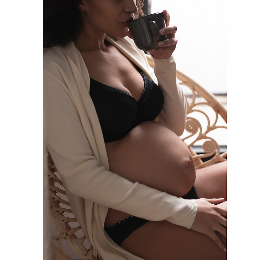 Σουτιέν θηλασμού με καλούπι και τελείωμα από λεπτό δίχτυ 