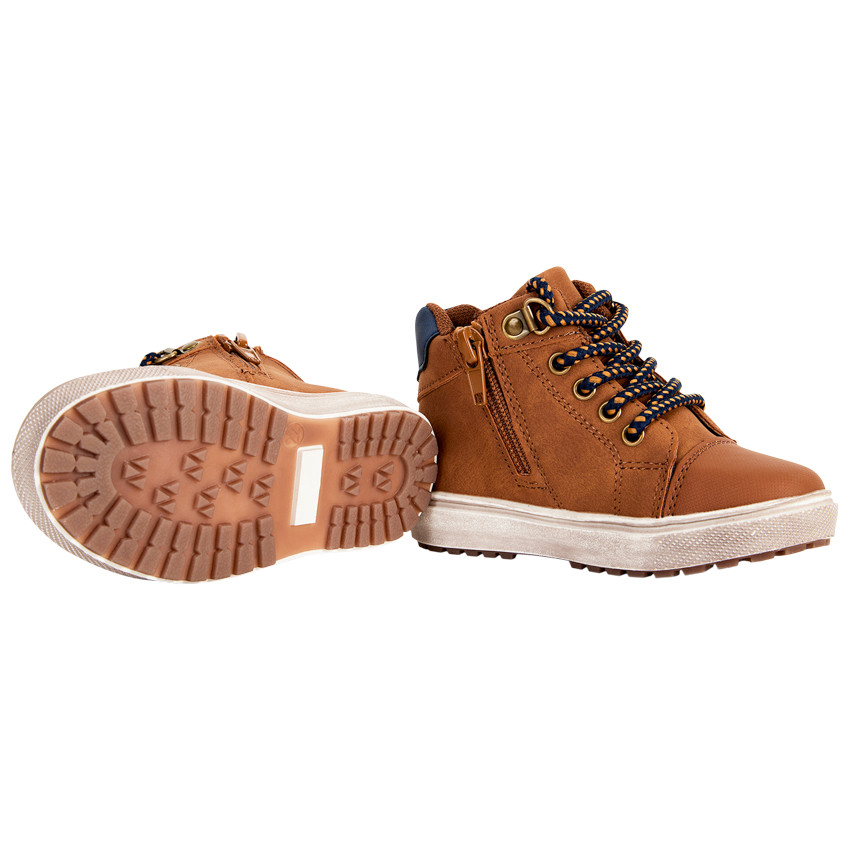 Μποτάκια με φαντεζί κορδόνι και φερμουάρ για bebe αγόρι 