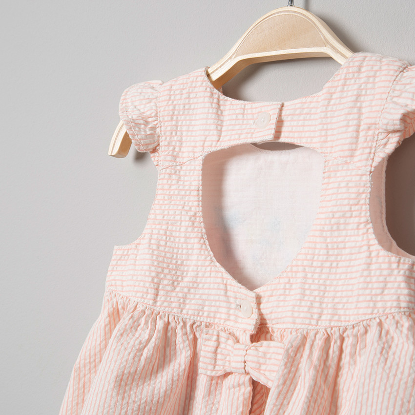 Φόρεμα αμάνικο σε broderie ριγέ με φρούτα και Smiley κέντημα 