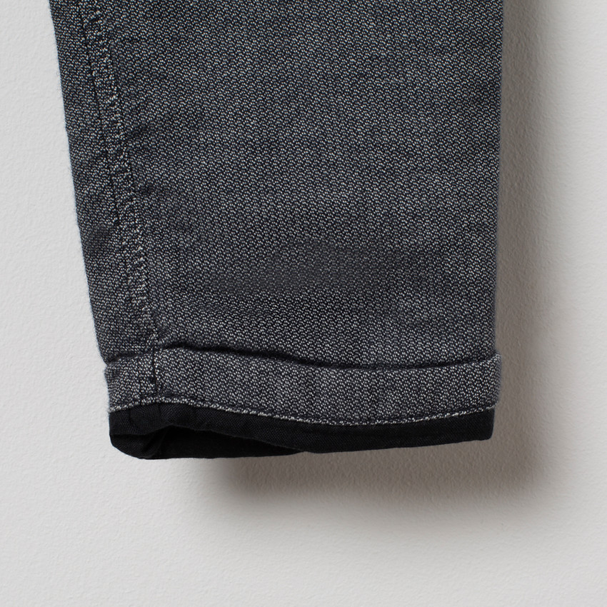 Ensemble avec chemise étoilée, gilet serveur et pantalon 