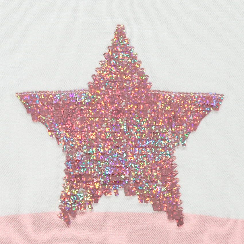 Pull en tricot bicolore à étoile iridescente  