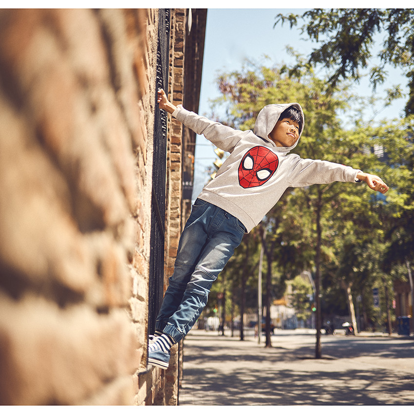 Τζιν jogger με εφέ ξεθωριασμένου για αγόρι 