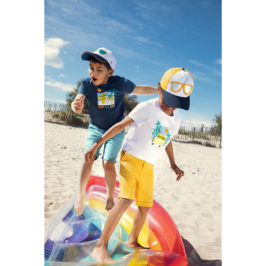 Κοντομάνικο μπλουζάκι με σχέδιο πνεύμα surf για αγόρι 