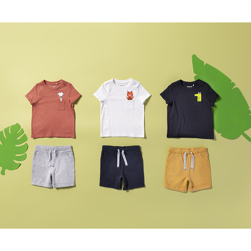 T-shirt κοντομάνικο με τσέπη και  σχέδιο δεινόσαυρο 