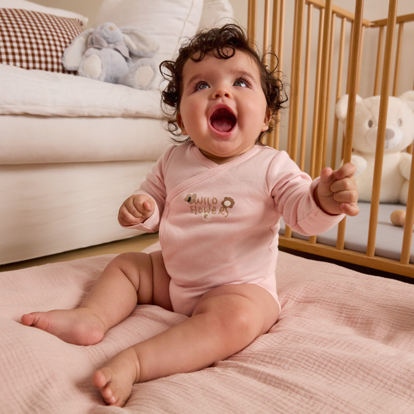 Σετ 3 φαντεζί bodies με μακριά μανίκια για bebe κορίτσι με διαφορετικά ανοίγματα ανάλογα με την ηλικία 