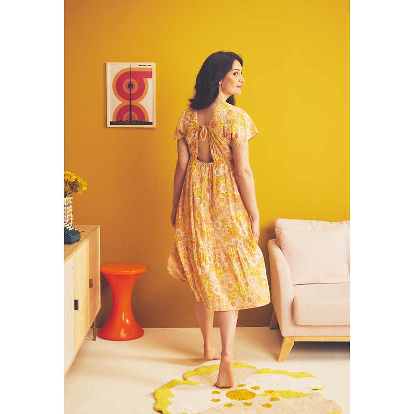 Φόρεμα κοντομάνικο με βολάν και retro σχέδιο για γυναίκες 