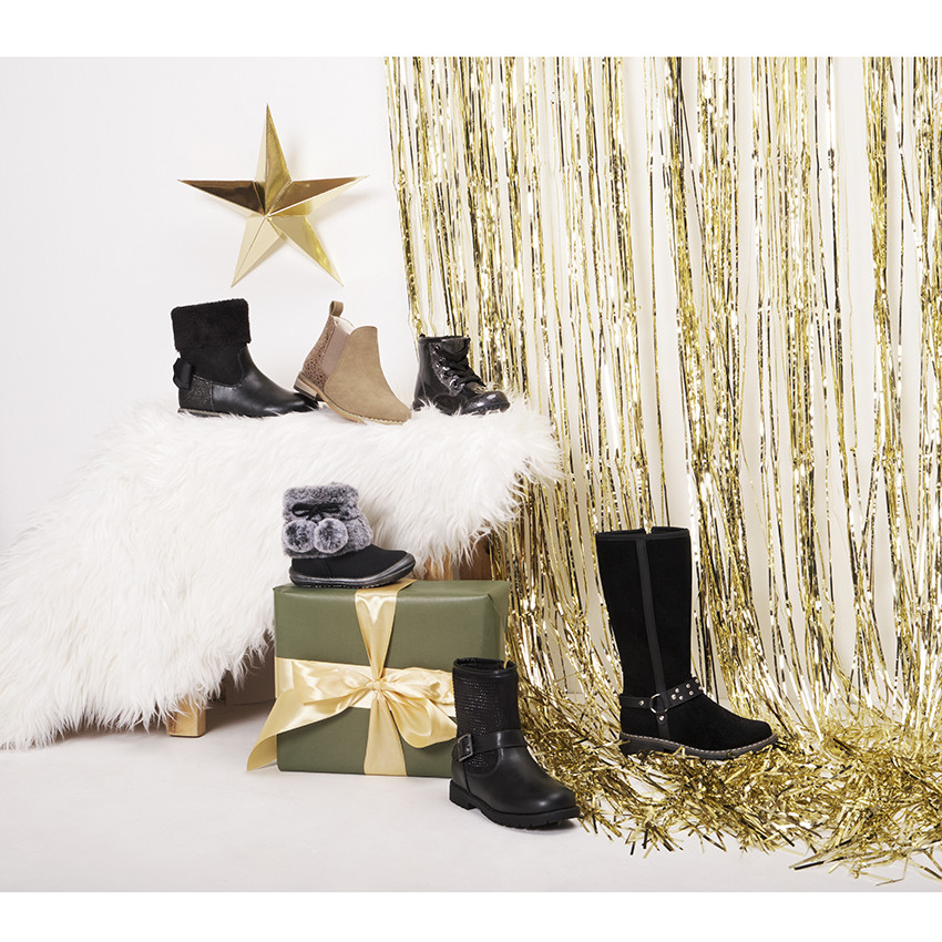 Μποτάκια με glitter, κορδόνια και φερμουάρ για bebe κορίτσι 