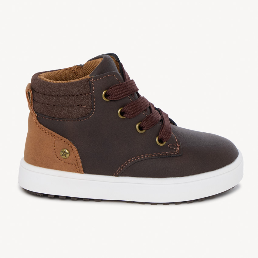 Σκούρα καφέ πλεκτά μποτάκια με κορδόνι και φερμουάρ για bebe αγόρι 