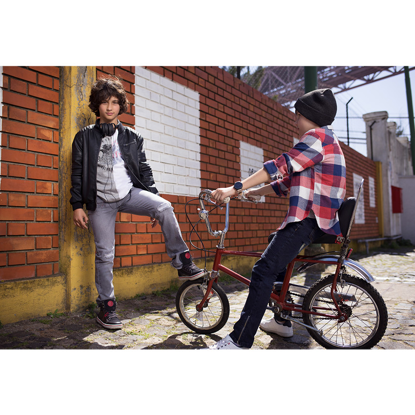 Παιδικά - Τζιν με φθαρμένη και τσαλακωμένη όψη και αφαιρούμενη ζώνη 