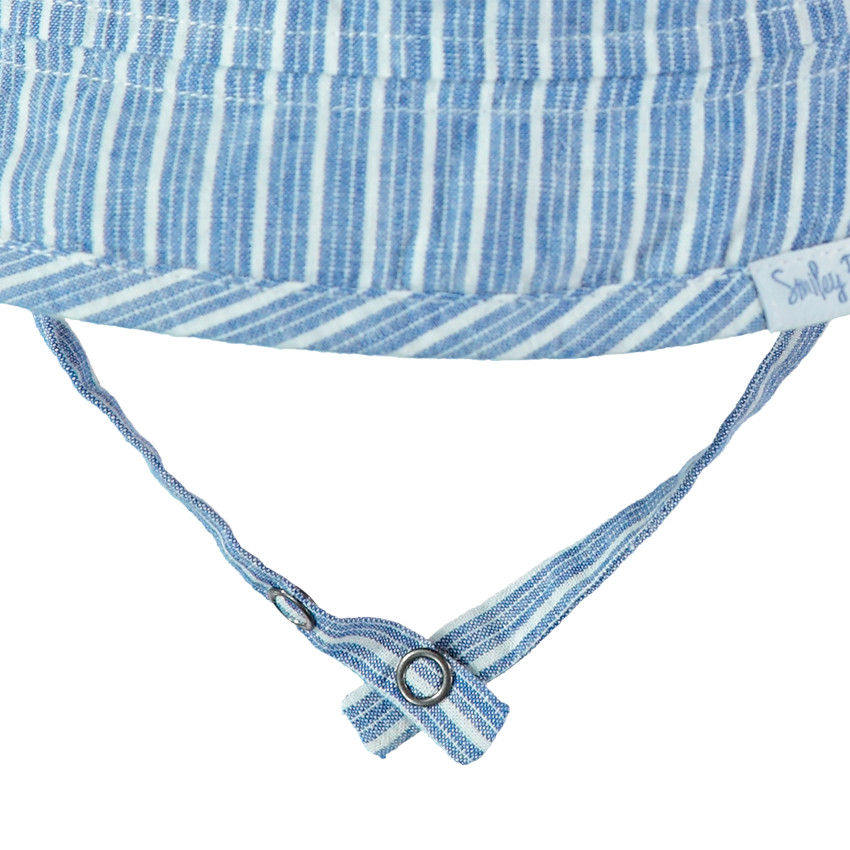 Βαμβακερό καπελάκι με κάθετες ρίγες και απλικέ σήματα Smiley  Additional Βαμβακερό καπελάκι με κάθετες ρίγες και απλικέ σήματα Smiley