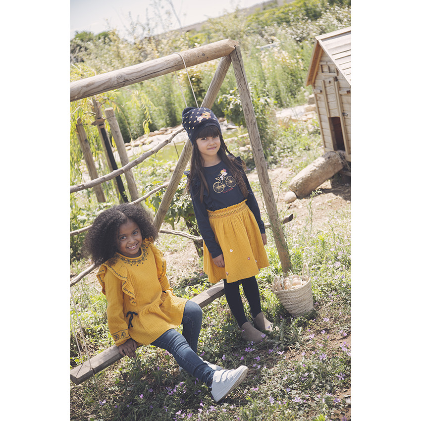 Jean slim για κορίτσι με λουλούδια κεντημένα 