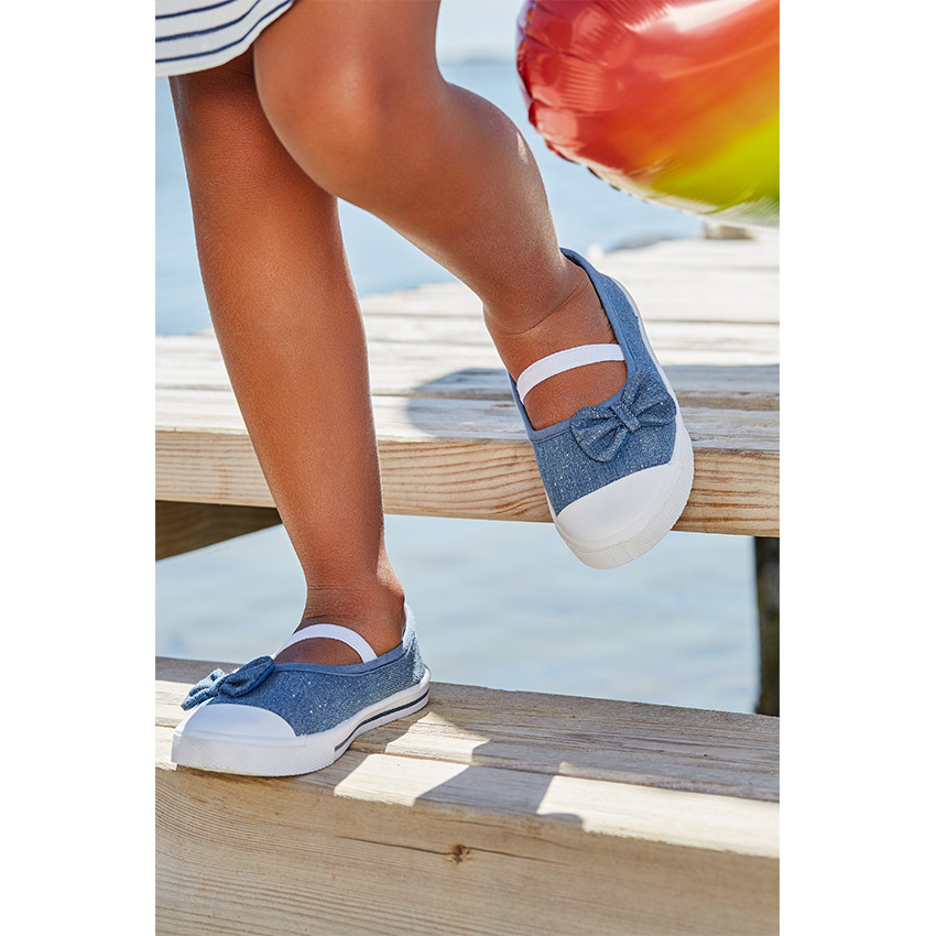 Υφασμάτινα μαλακά παπουτσάκια με παγιέτες, με λάστιχο και φιόγκο 