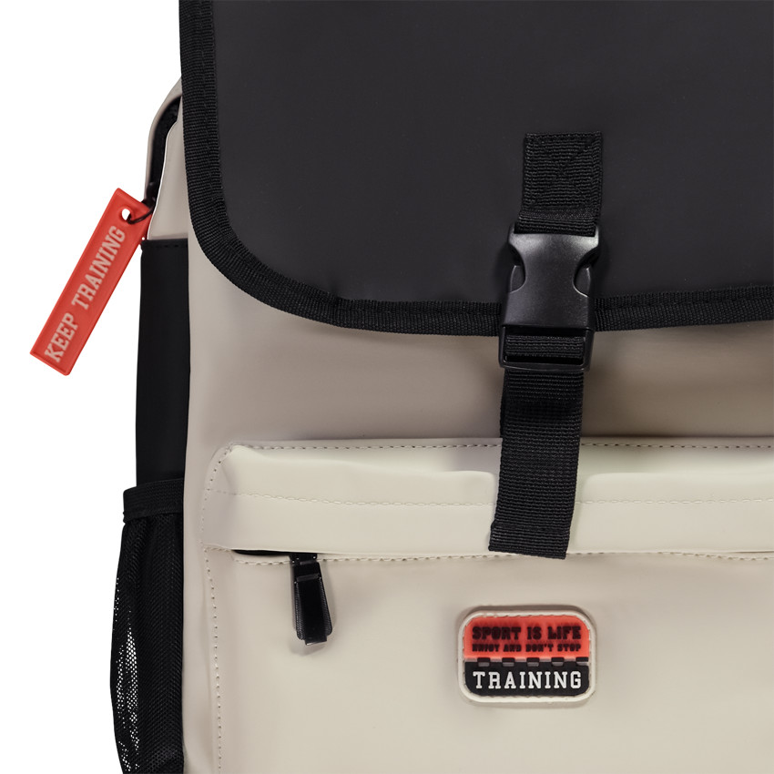 Σακίδιο πλάτης από υφασμάτινο αδιάβροχο υλικό με εφέ color block για αγόρι 