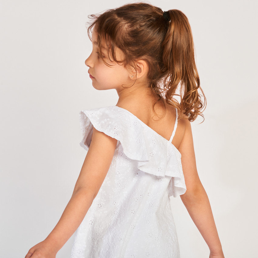 Ασύμμετρο φόρεμα από δαντέλα με βολάν για κορίτσι 