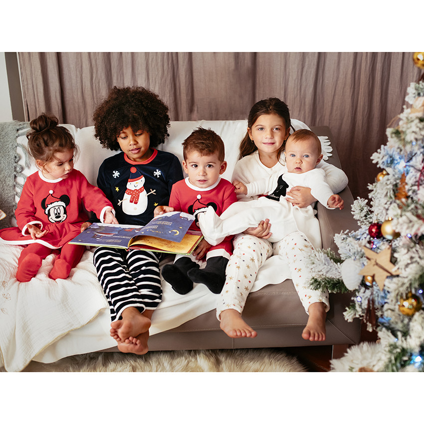 Pyjama en velours esprit Noël et pantalon à rayures  Additional Pyjama en velours esprit Noël et pantalon à rayures