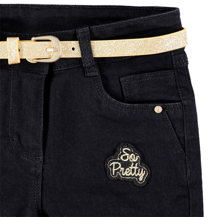 Slim τζιν με used όψη, μεταλλιζέ ζώνη και σήματα με τη Μίνι της Disney   