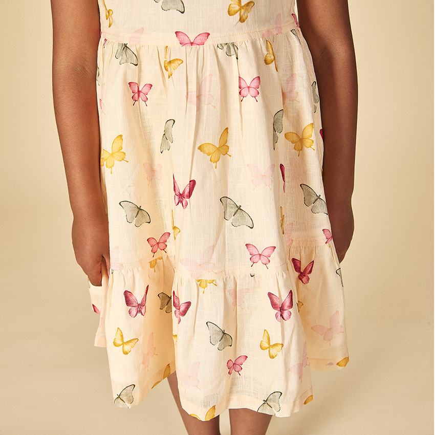 Φόρεμα με πέφτοντες ώμους και σχέδιο πεταλούδες για κορίτσι 