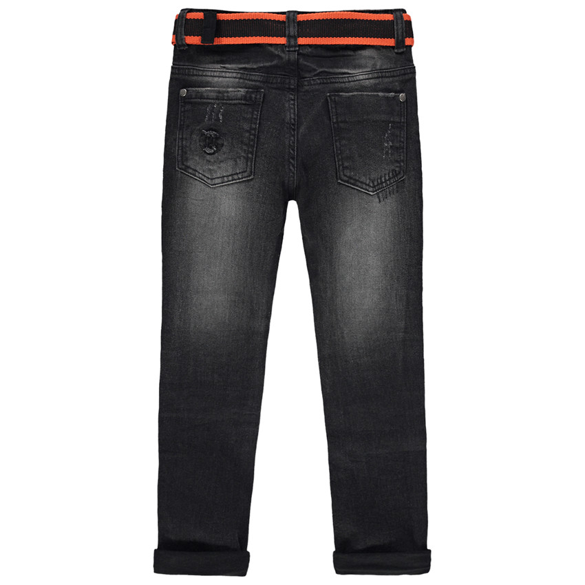 Τζιν με used όψη, αφαιρούμενη ζώνη σε αντίθεση και ξέφτια 