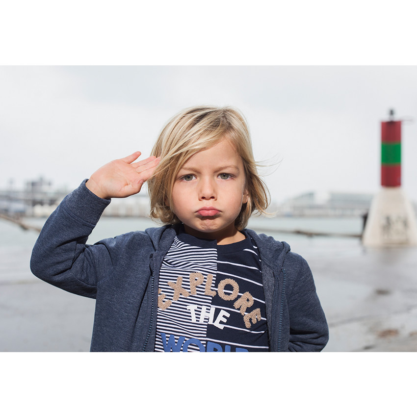 Μακρυμάνικη μπλούζα με ρίγες και πετσετέ γράμματα 