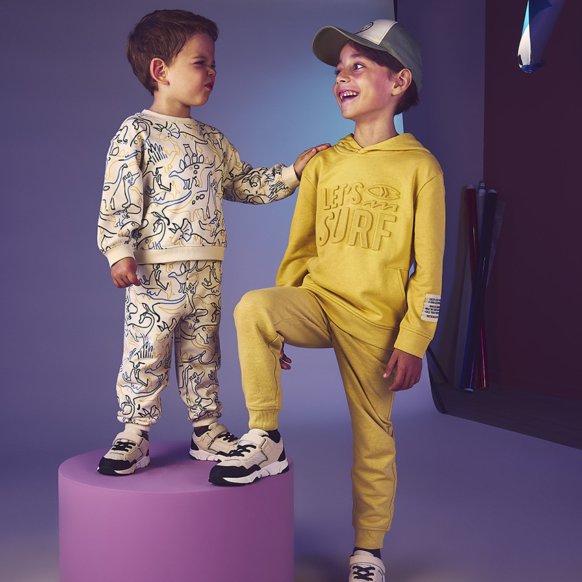 Φόρμα από φλις μονόχρωμη για αγόρι 