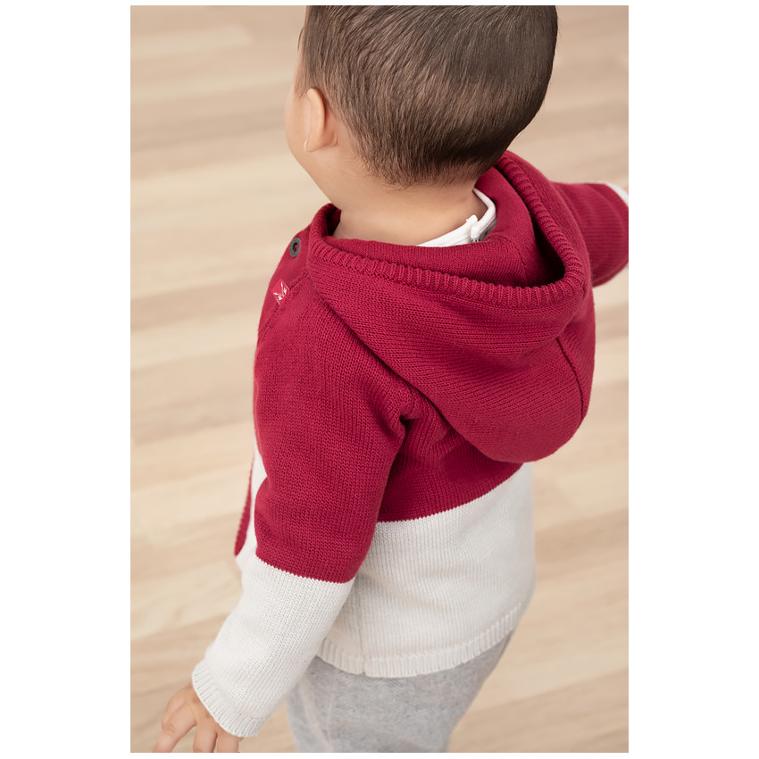 Πλεκτή ζακέτα με διχρωμία και διπλό κούμπωμα 