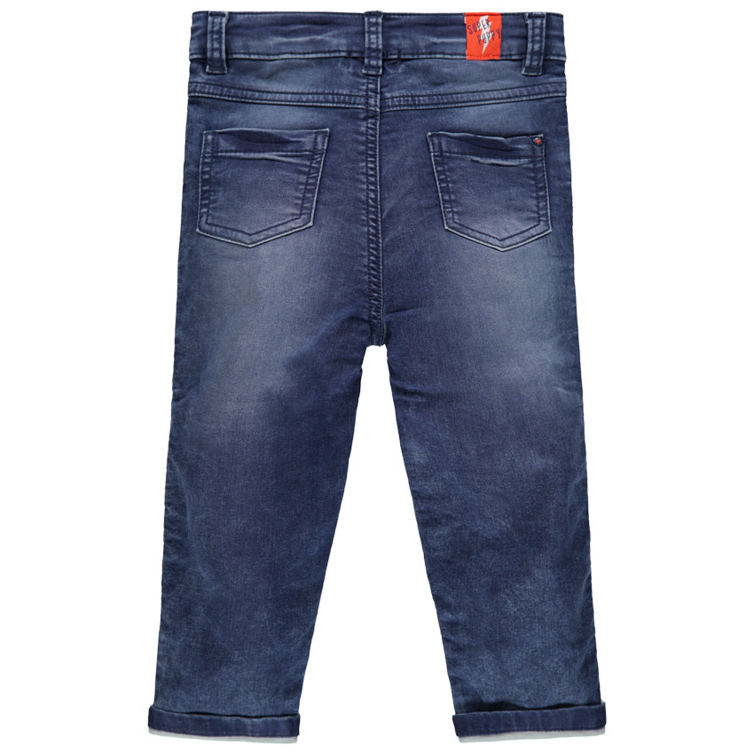 Τζιν με used όψη, μόνιμες τσακίσεις και λωρίδες στα πλάγια 