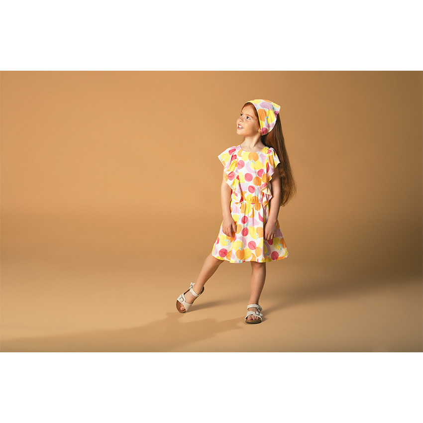 Robe manches courtes volantées imprimé coloré pour fille Main Robe manches courtes volantées imprimé coloré pour fille