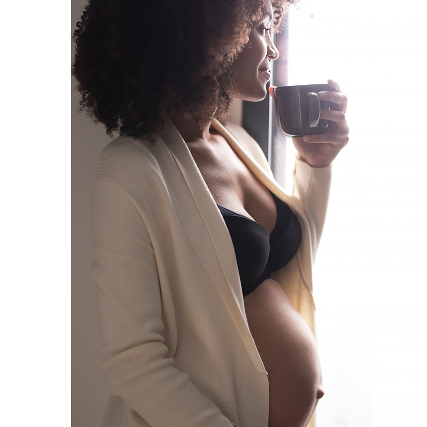 Σουτιέν θηλασμού με καλούπι και τελείωμα από λεπτό δίχτυ 