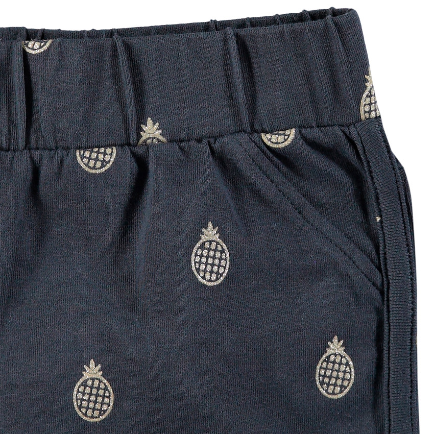 Σύνολο κοντομάνικη μπλούζα με βολάν στα μανίκια και σορτς με μεταλλιζέ ανανάδες 