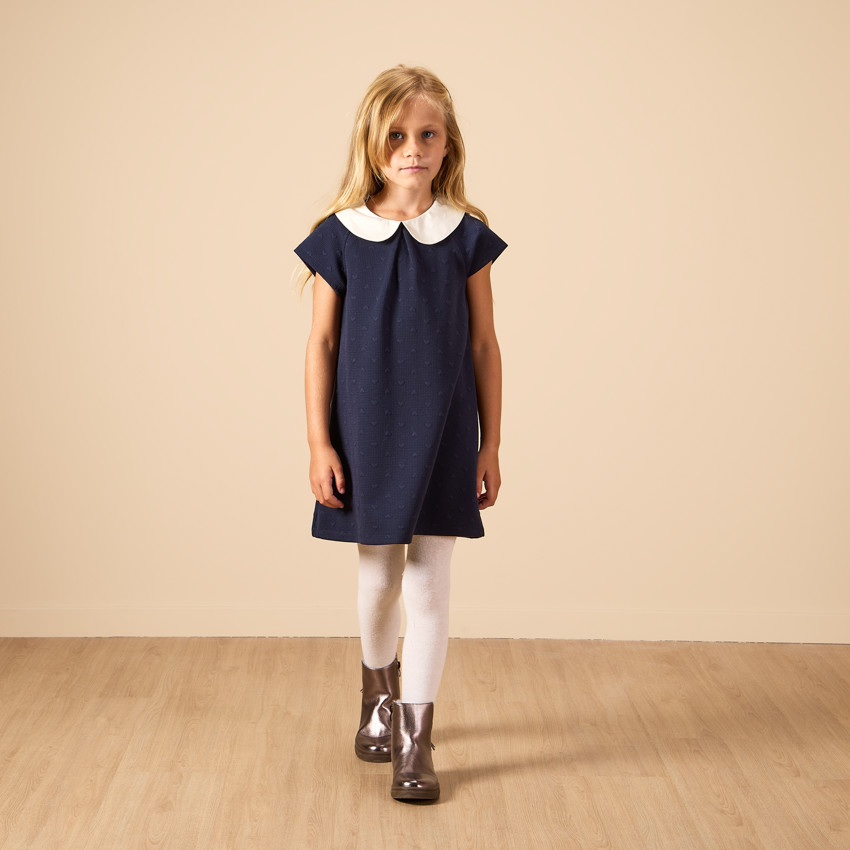 Φόρεμα κοντομάνικο με ανάγλυφες καρδιές και γιακά κλαουντίν για κορίτσι 