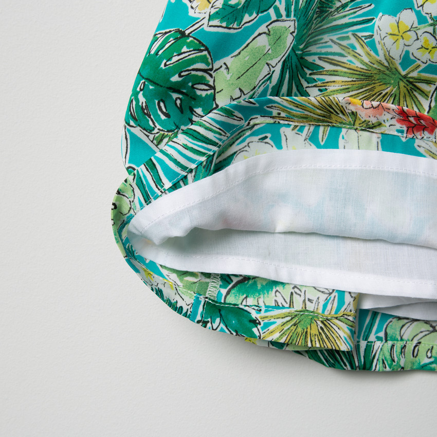 Φόρεμα εμπριμέ floral με ελεύθερους ώμους 