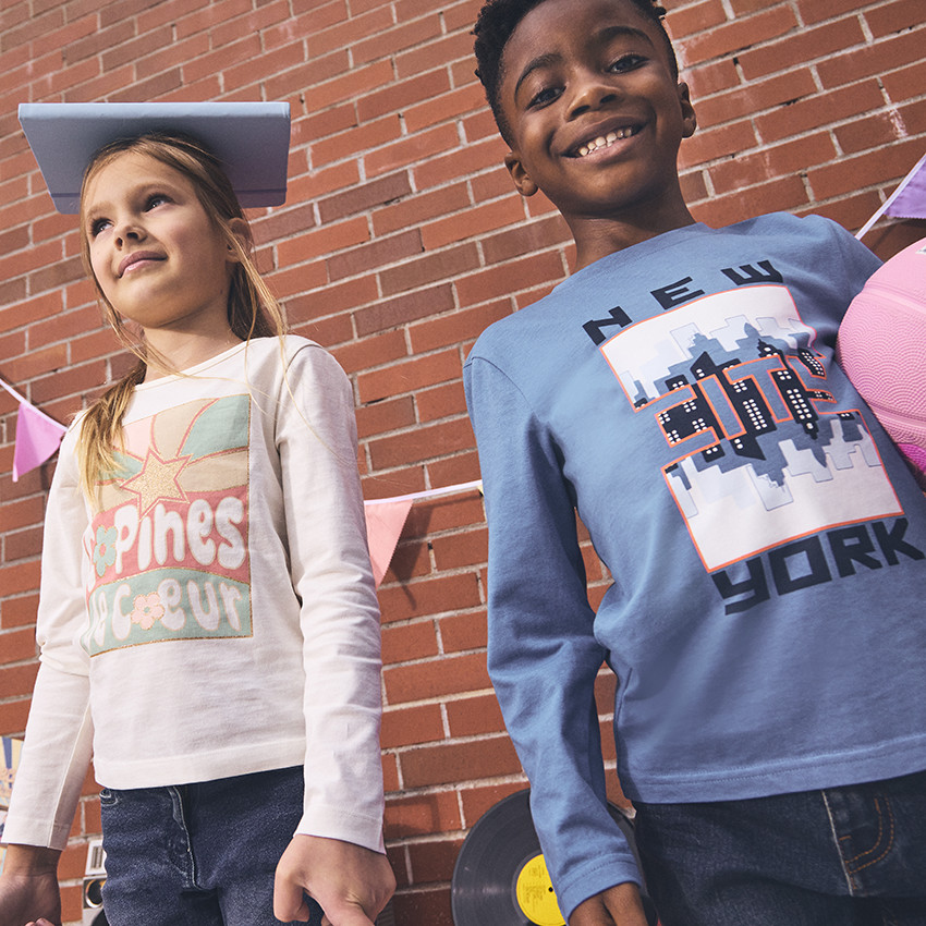 T-shirt μακρυμάνικο με φαντεζί σχέδιο και glitter για κορίτσι 