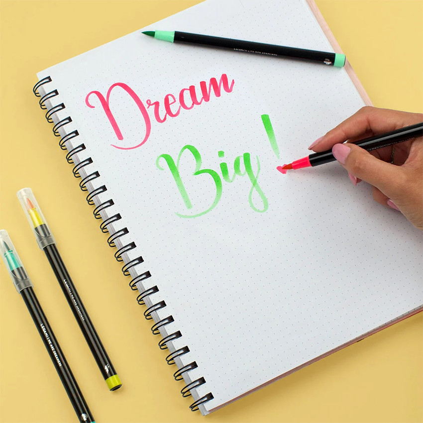 Σετ 12 μαρκαδόρων με μαλακή μύτη και πινέλο 